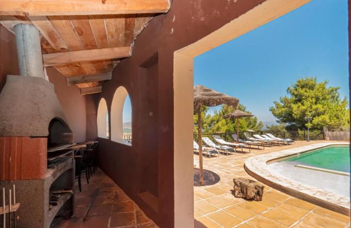 Preciosa Villa Con Gran Piscina Y Fabulosas Vistas อาเลาริน เดลา ตอร์เร ภายนอก รูปภาพ