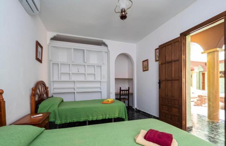Preciosa Villa Con Gran Piscina Y Fabulosas Vistas อาเลาริน เดลา ตอร์เร ภายนอก รูปภาพ
