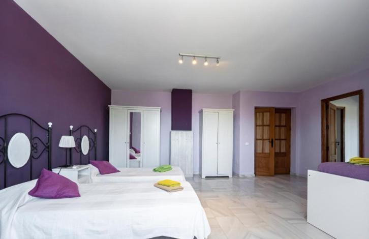 Preciosa Villa Con Gran Piscina Y Fabulosas Vistas อาเลาริน เดลา ตอร์เร ภายนอก รูปภาพ